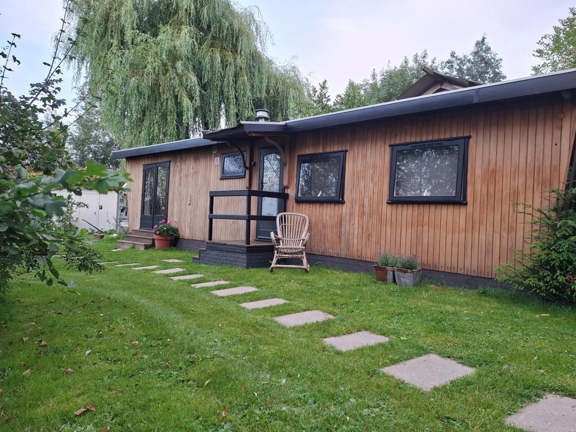 Cherry Cottage Schoonrewoerd 外观 照片
